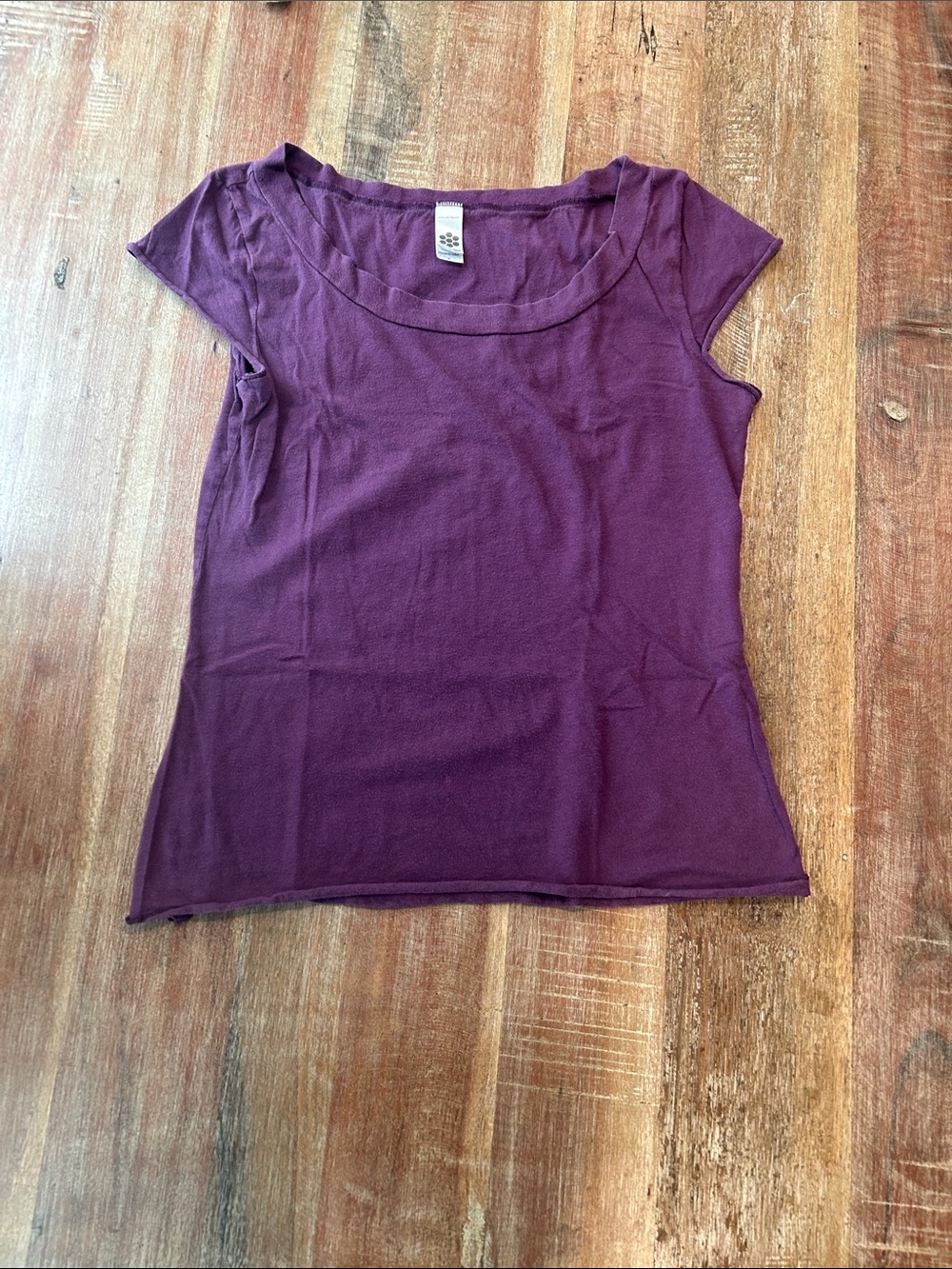 American Apparel VTG Y2K Purple Scoop Neck Cap Sleeve Cotton Tee